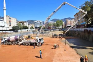 В Аланье возведут крытый рынок